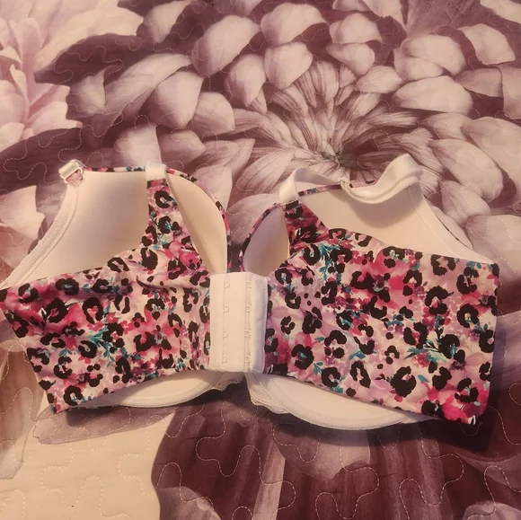 Nwot Torrid Curve Leopard Print Bra size 40DDD - Picture 2 of 5